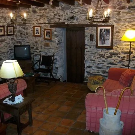 Casa De Aldea Glayus